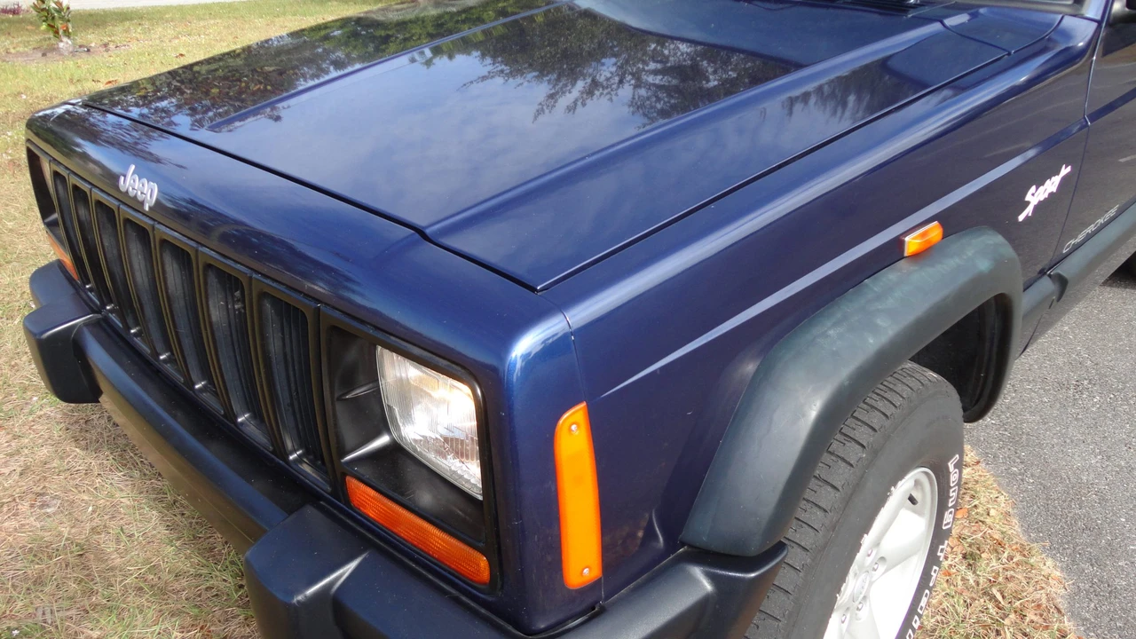 1997 Jeep XJ Cherokee - Image 19 of 31