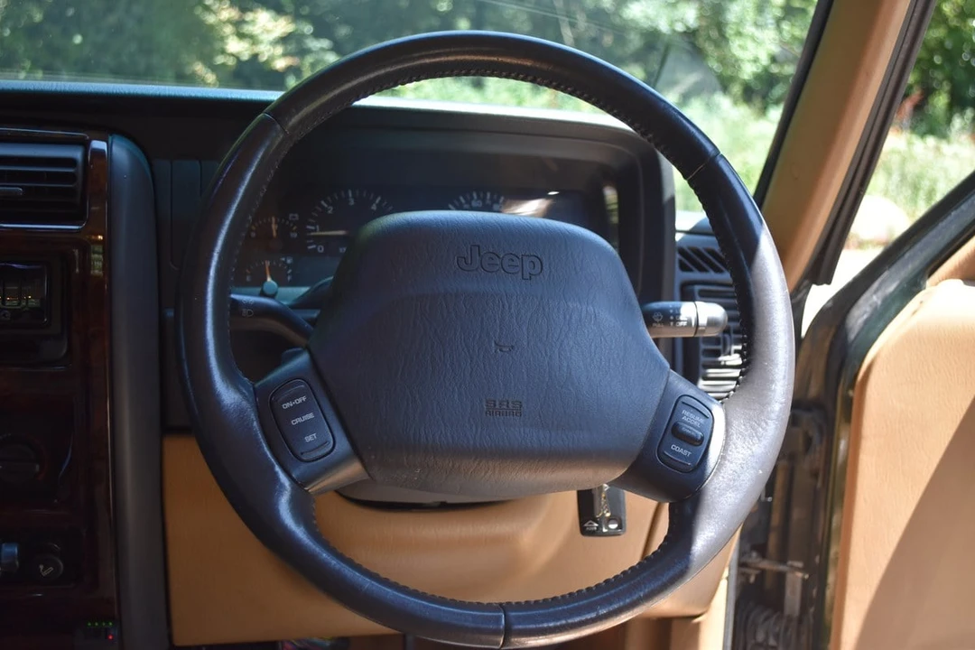 1997 Jeep XJ Cherokee - Image 23 of 30