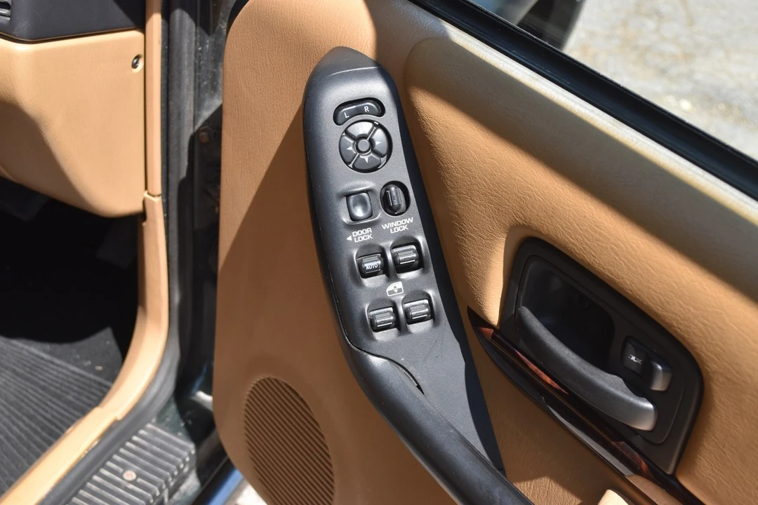 1997 Jeep XJ Cherokee - Image 19 of 30