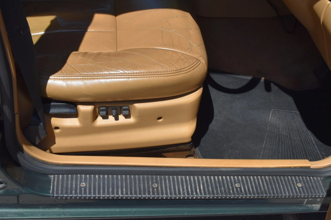 1997 Jeep XJ Cherokee - Image 17 of 30