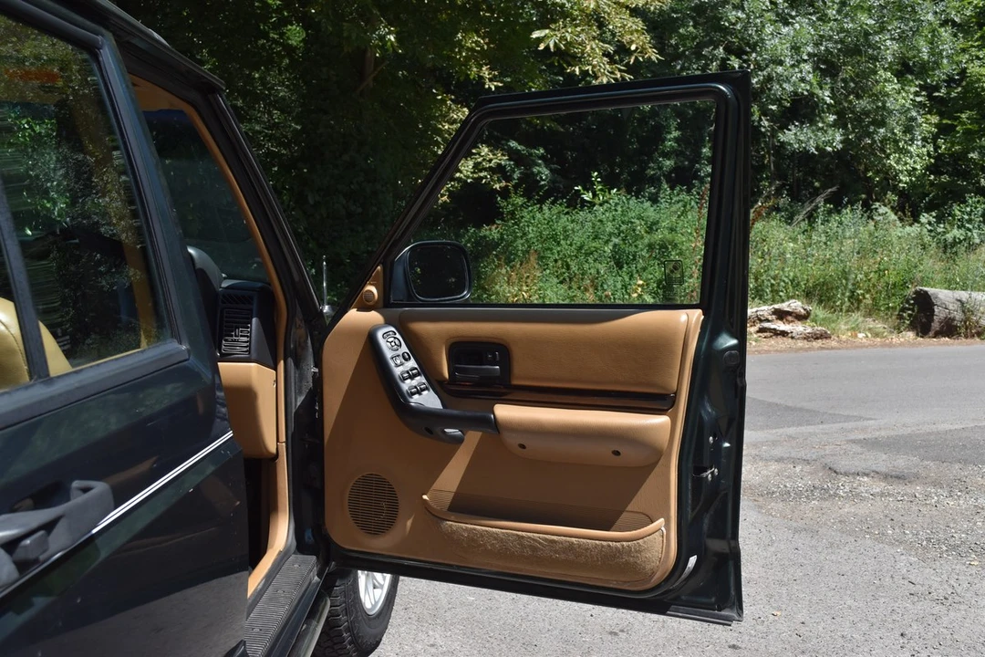1997 Jeep XJ Cherokee - Image 13 of 30