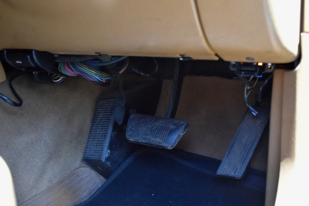 1997 Jeep XJ Cherokee - Image 22 of 30