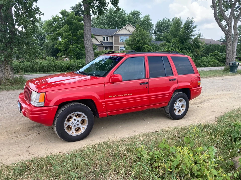 1997 Jeep ZJ Grand Cherokee - Image 2 of 15