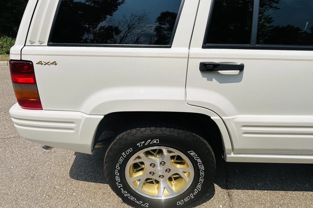 1997 Jeep ZJ Grand Cherokee - Image 10 of 31