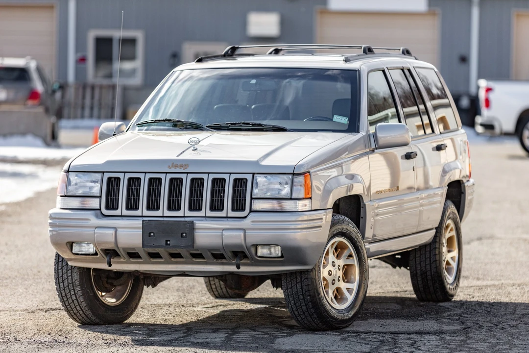 1997 Jeep ZJ Grand Cherokee - Image 2 of 31