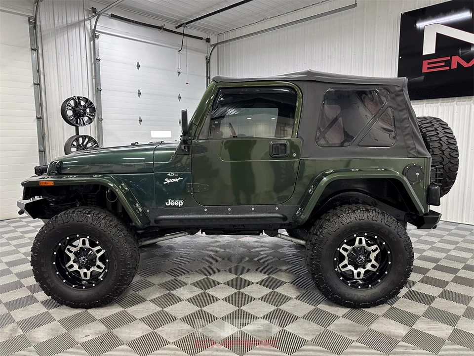 1997 Jeep TJ Wrangler - Image 2 of 31