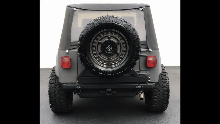 1997 Jeep TJ Wrangler - Image 10 of 11