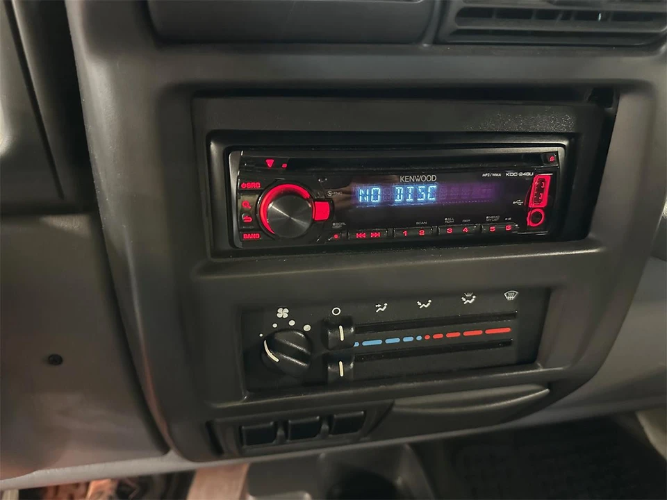 1997 Jeep TJ Wrangler - Image 19 of 21