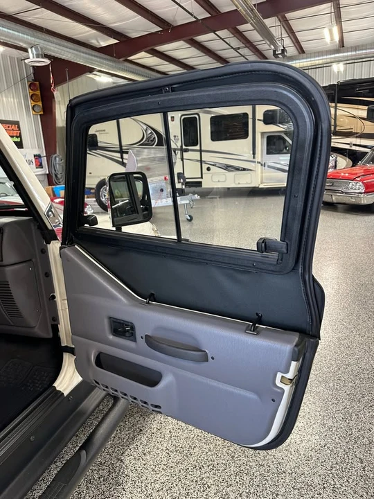 1997 Jeep TJ Wrangler - Image 11 of 20