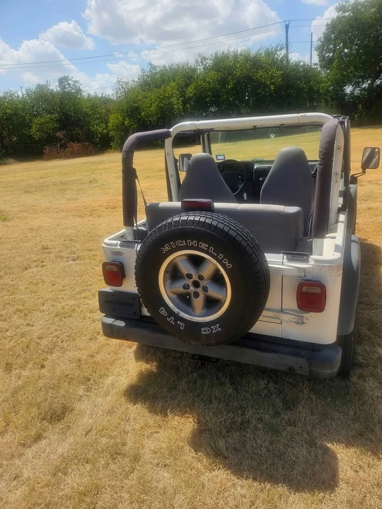 1997 Jeep TJ Wrangler - Image 4 of 5
