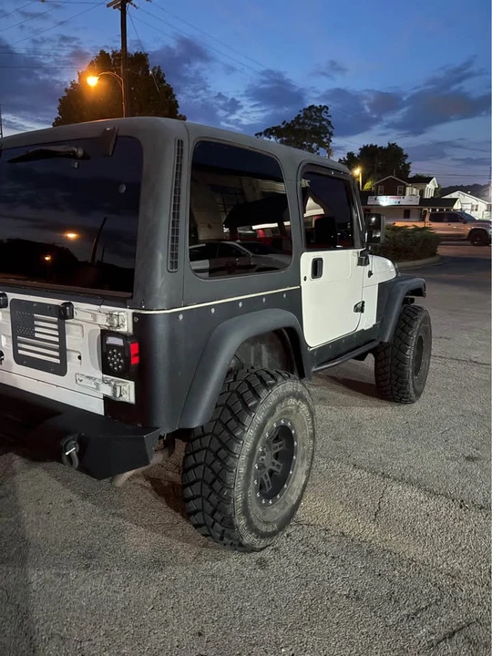 1997 Jeep TJ Wrangler - Image 5 of 8