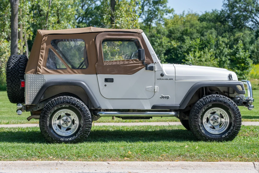 1997 Jeep TJ Wrangler - Image 21 of 31