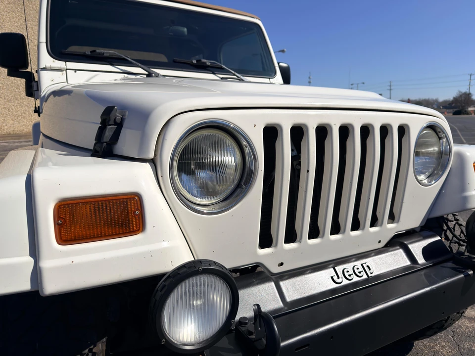 1997 Jeep TJ Wrangler - Image 11 of 31