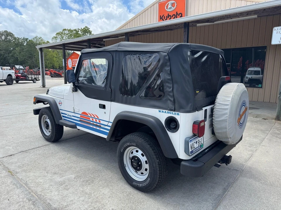 1997 Jeep TJ Wrangler - Image 11 of 31