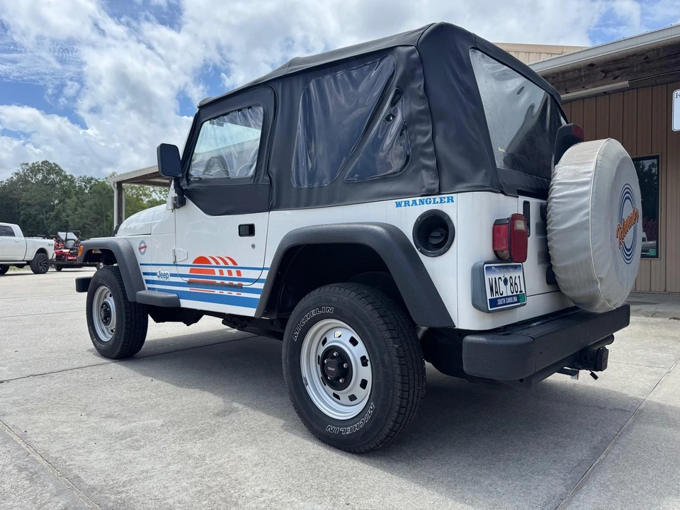 1997 Jeep TJ Wrangler - Image 12 of 31
