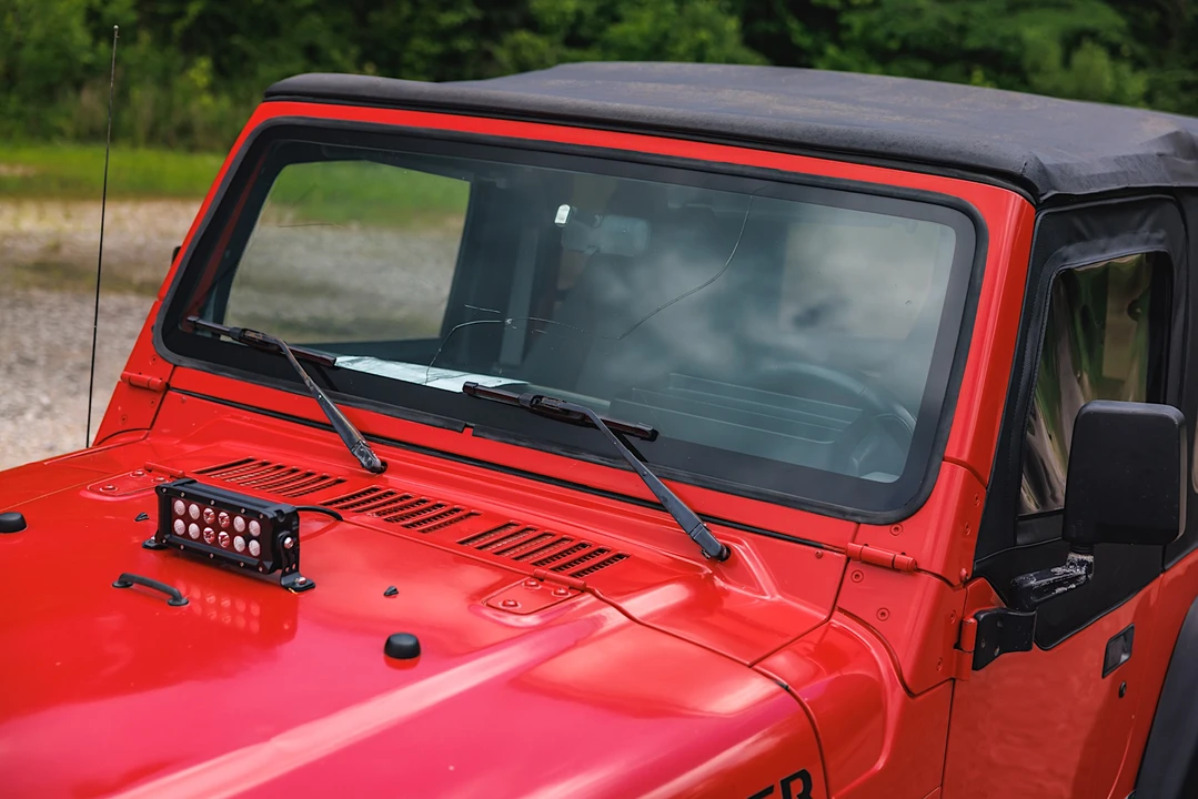 1997 Jeep TJ Wrangler - Image 28 of 31