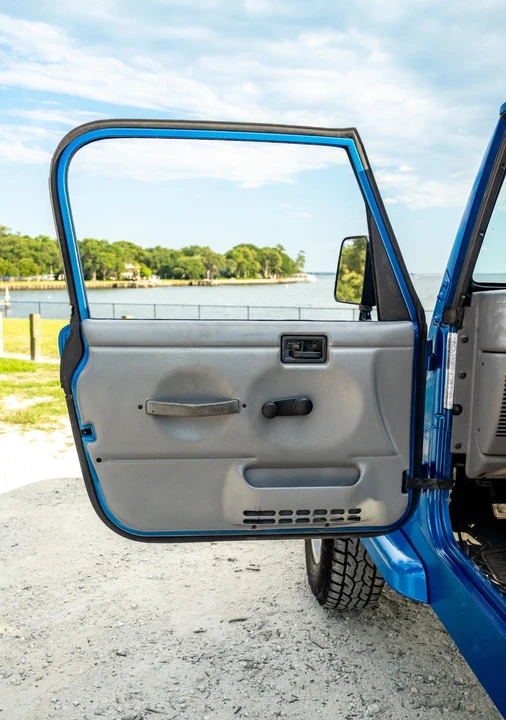 1997 Jeep TJ Wrangler - Image 27 of 31