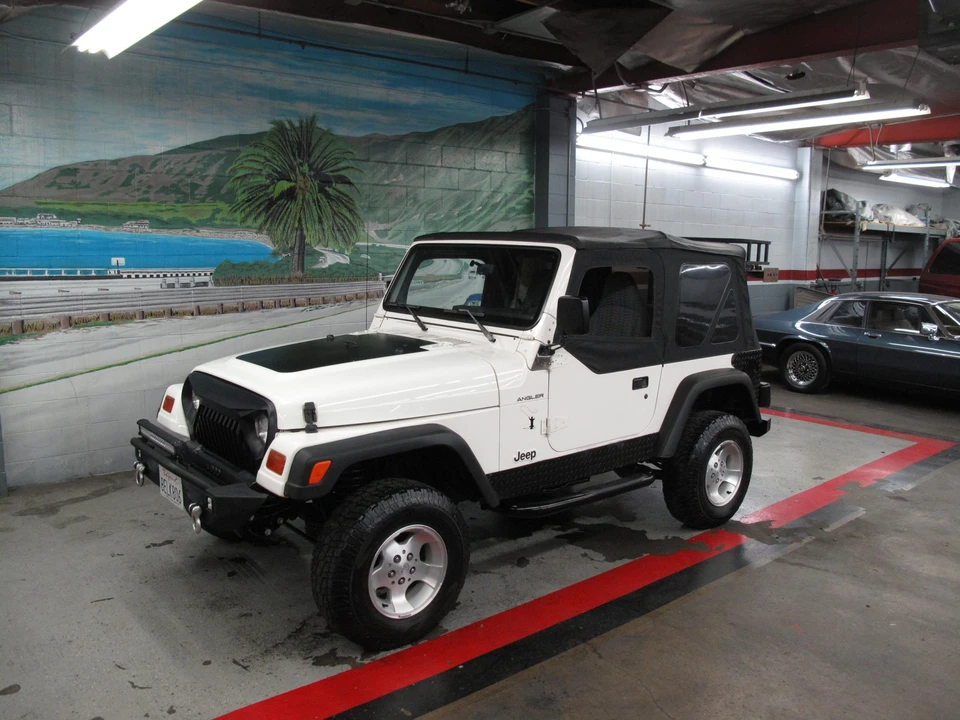 1997 Jeep TJ Wrangler - Image 3 of 31