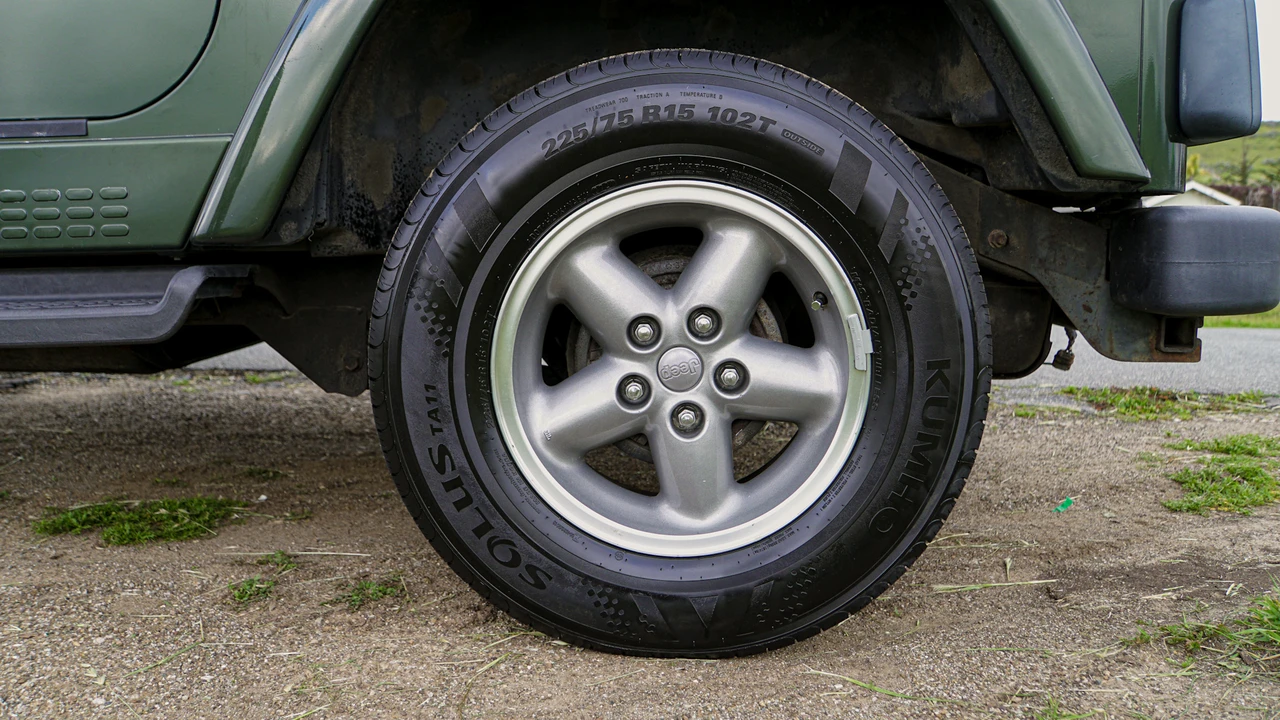 1997 Jeep TJ Wrangler - Image 24 of 31