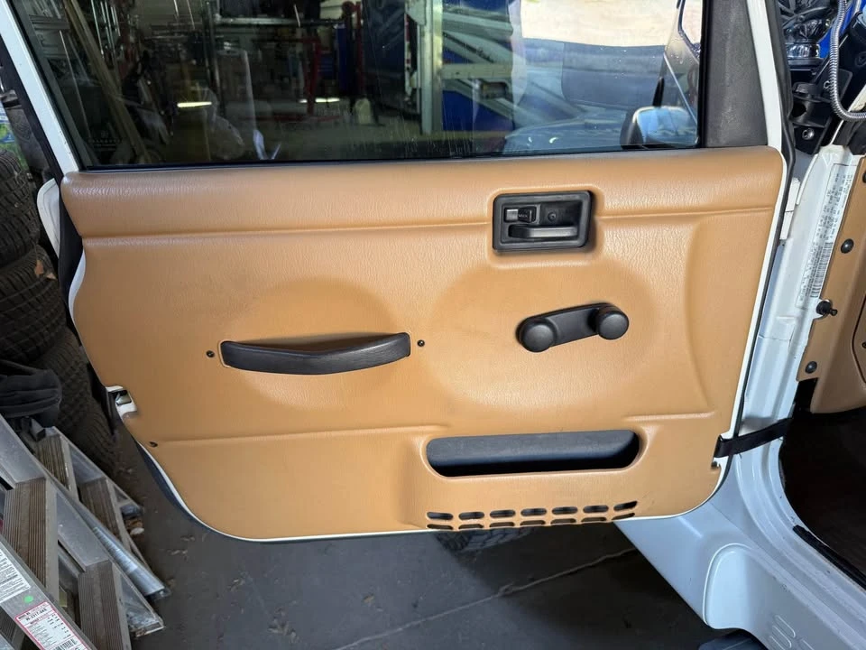 1997 Jeep TJ Wrangler - Image 8 of 14