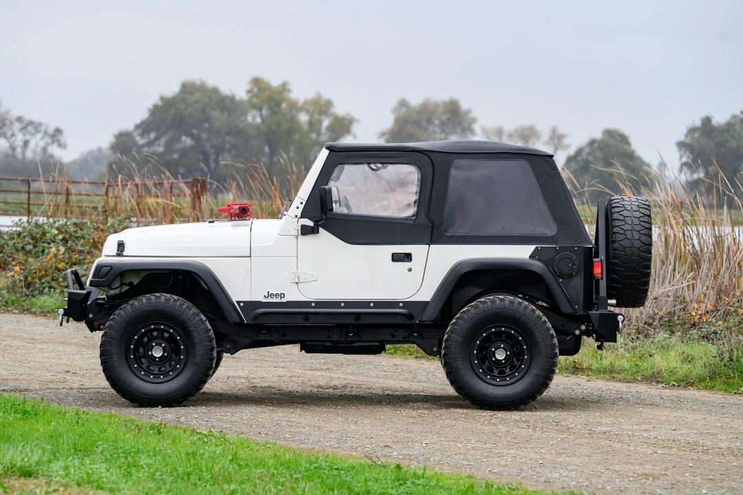 1997 Jeep TJ Wrangler - Image 4 of 31