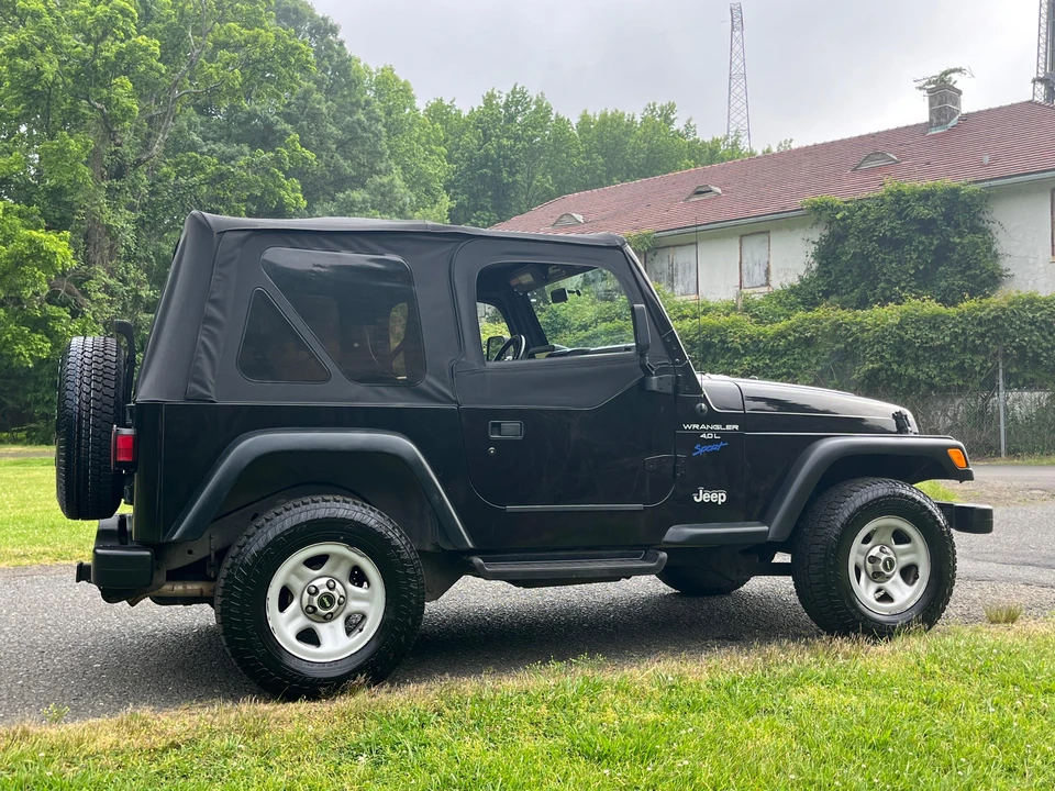 1997 Jeep TJ Wrangler - Image 28 of 31