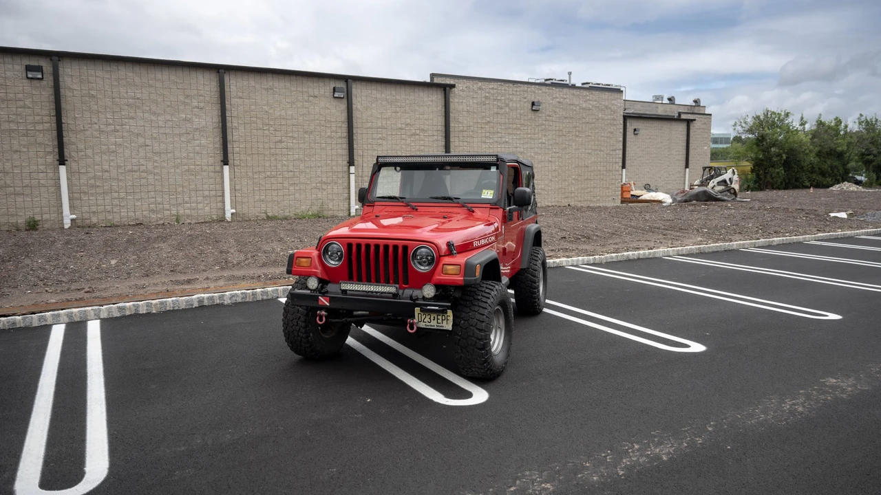 1997 Jeep TJ Wrangler - Image 3 of 31