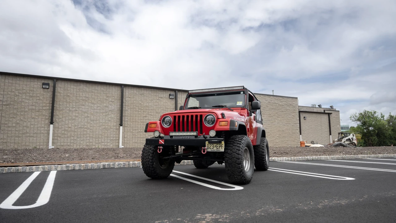 1997 Jeep TJ Wrangler - Image 2 of 31