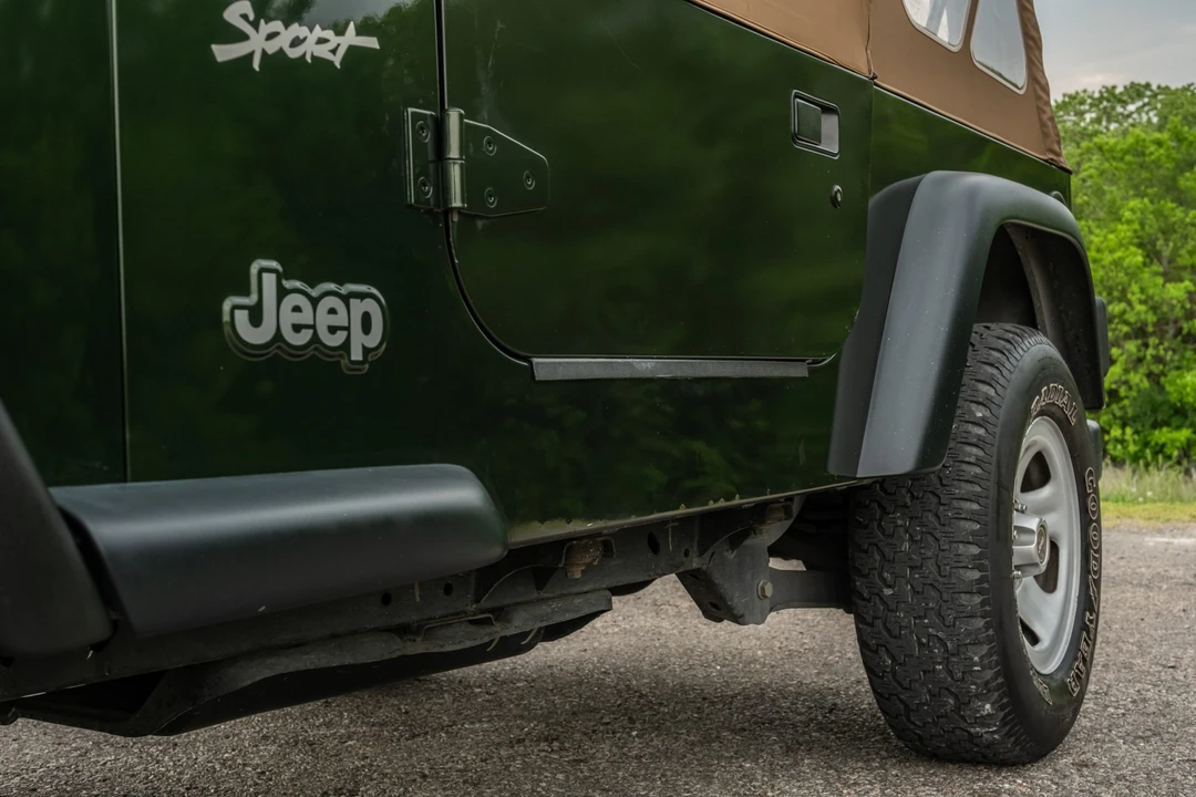 1997 Jeep TJ Wrangler - Image 28 of 31