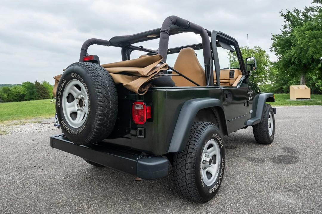 1997 Jeep TJ Wrangler - Image 8 of 31