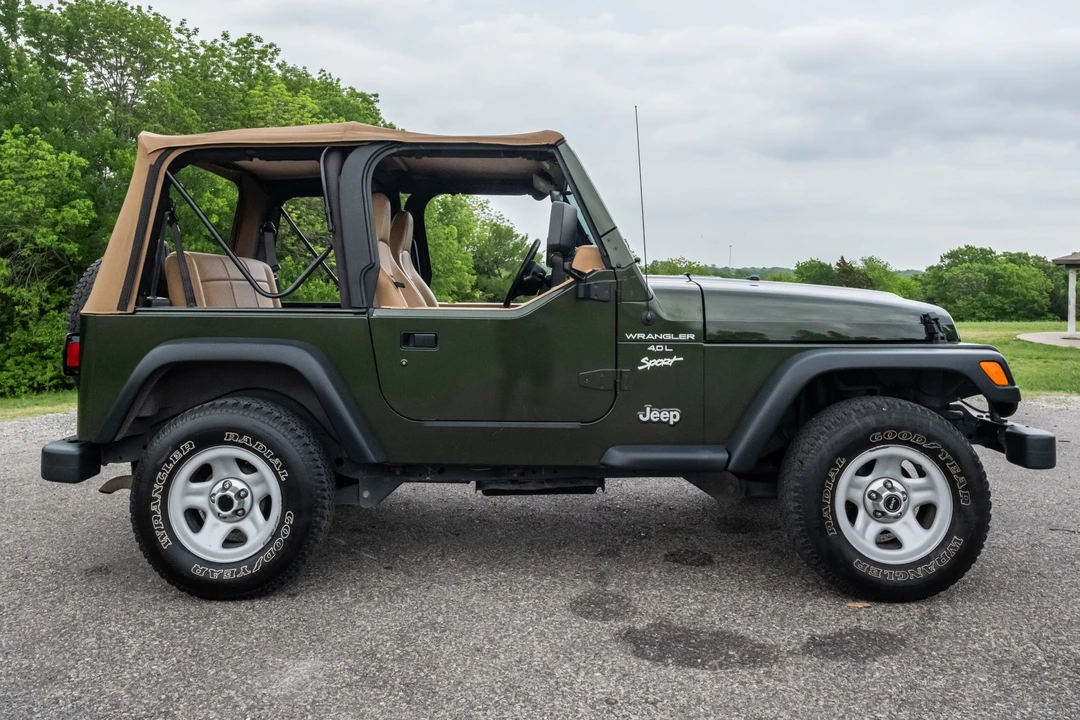 1997 Jeep TJ Wrangler - Image 5 of 31
