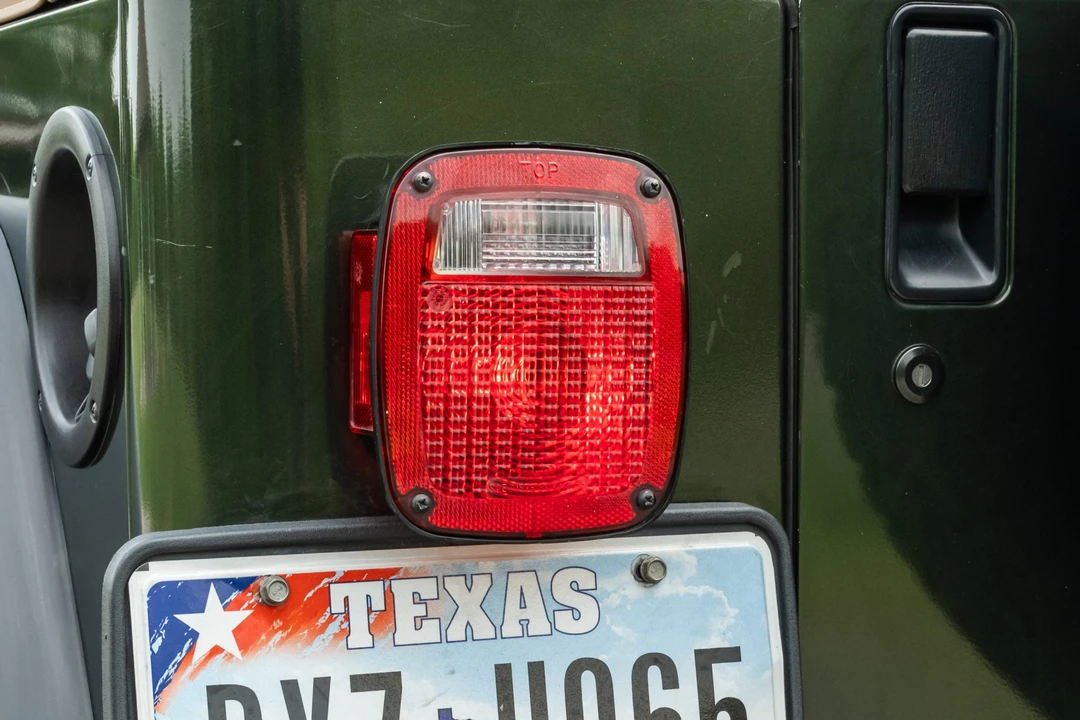 1997 Jeep TJ Wrangler - Image 22 of 31