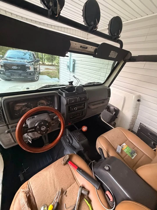 1997 Jeep TJ Wrangler - Image 9 of 11