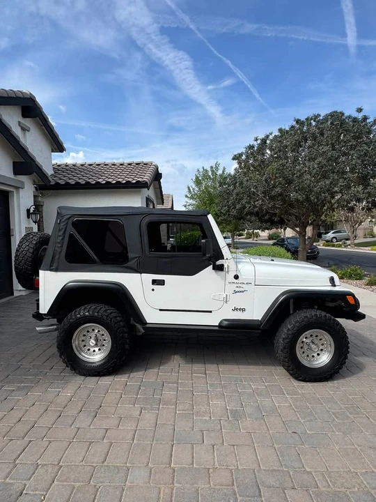 1997 Jeep TJ Wrangler - Image 6 of 9