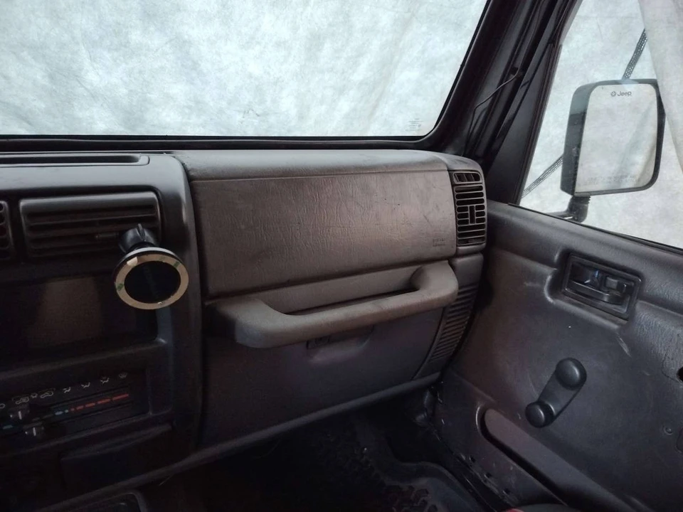 1997 Jeep TJ Wrangler - Image 17 of 18