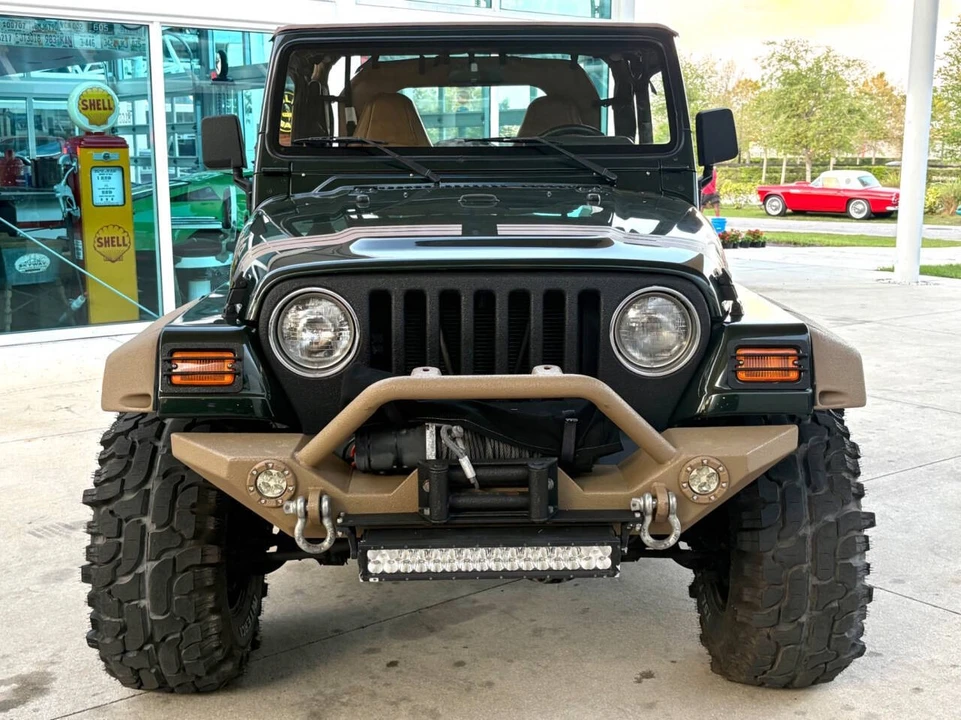 1997 Jeep - Image 2 of 31