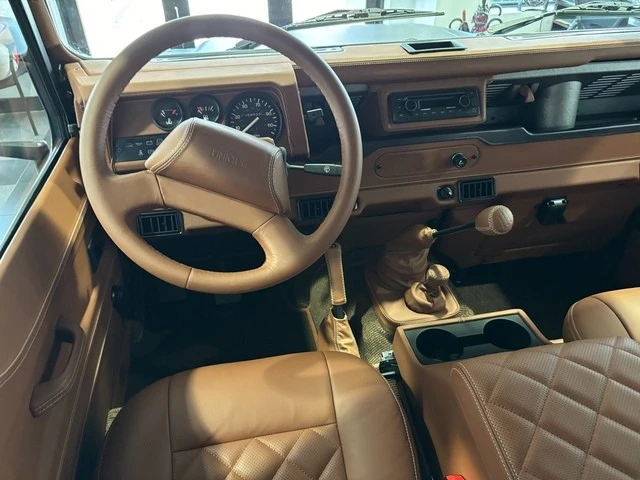 1997 Land Rover Defender 110 - Image 10 of 21