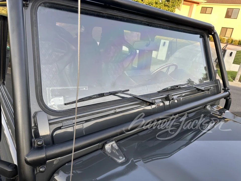 1997 Land Rover Defender 130 - Image 10 of 31