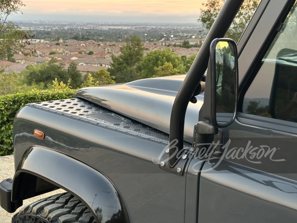 1997 Land Rover Defender 130 - Image 11 of 31