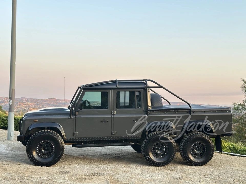 1997 Land Rover Defender 130 - Image 30 of 31