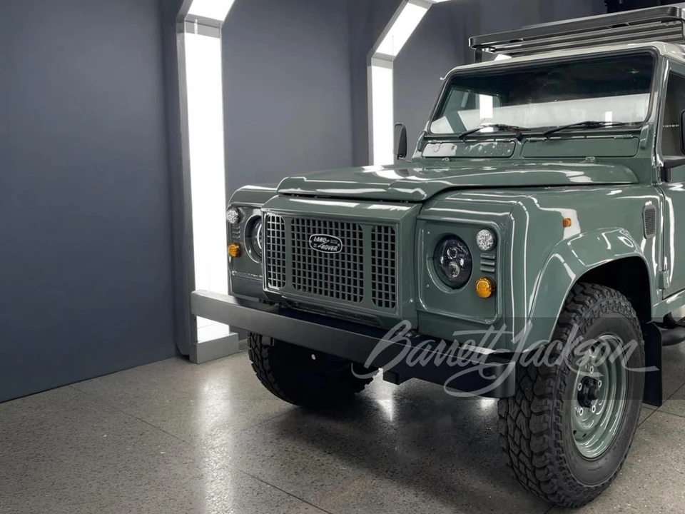 1997 Land Rover Defender 90 - Image 8 of 16