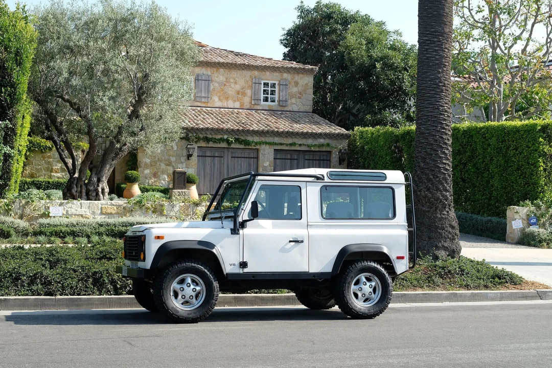 1997 Land Rover Defender 90 - Image 3 of 31