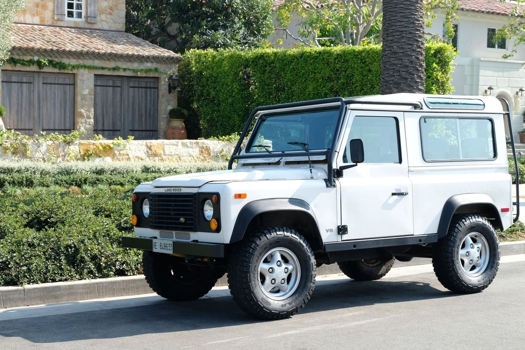 1997 Land Rover Defender 90 - Image 7 of 31