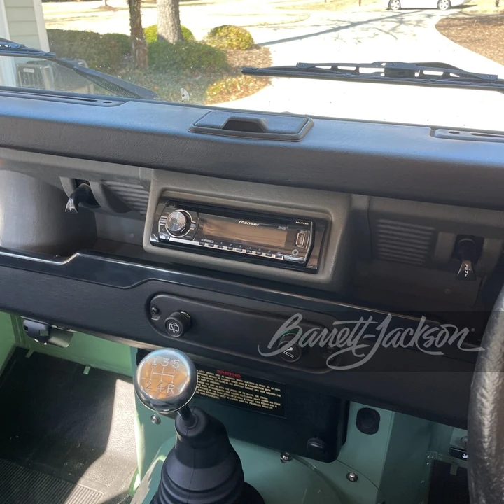 1997 Land Rover Defender - Image 11 of 24