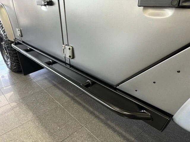 1997 Land Rover Defender 110 - Image 11 of 12