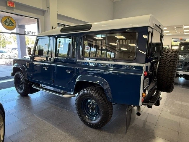 1997 Land Rover Defender 110 - Image 3 of 12