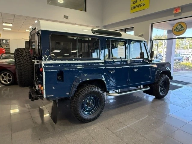 1997 Land Rover Defender 110 - Image 11 of 12