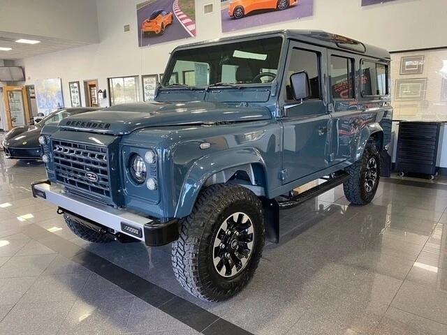 1997 Land Rover Defender 110 - Image 11 of 12