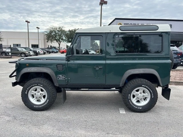 1997 Land Rover Defender 90 - Image 5 of 12