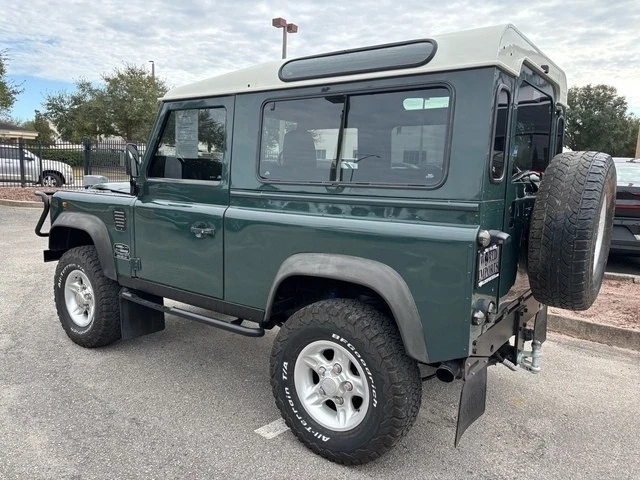 1997 Land Rover Defender 90 - Image 6 of 12